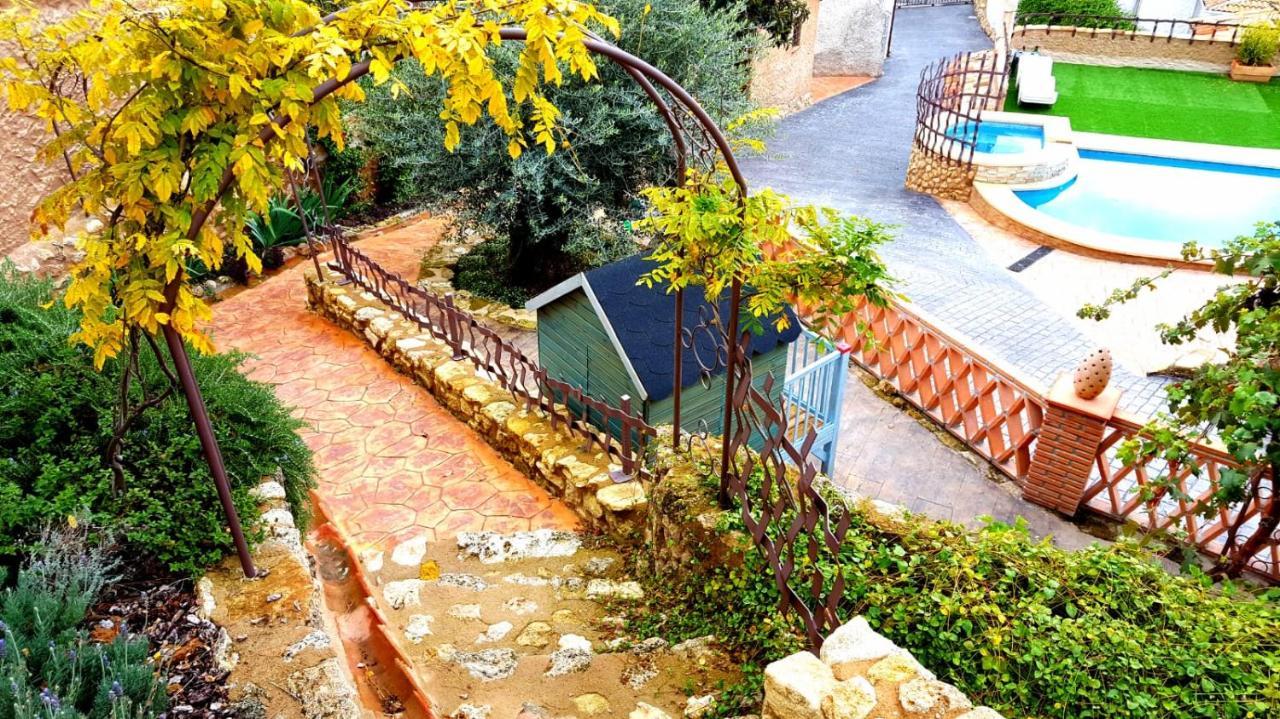 Casas Rurales Almoguer Frailes Exterior photo