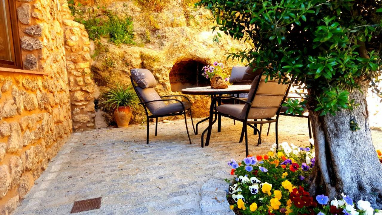 Casas Rurales Almoguer Frailes Exterior photo