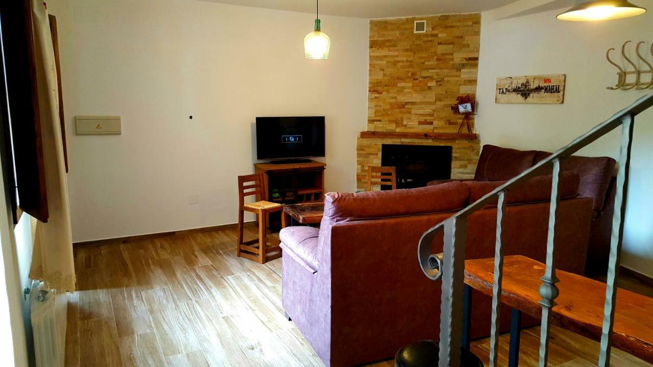 Casas Rurales Almoguer Frailes Exterior photo